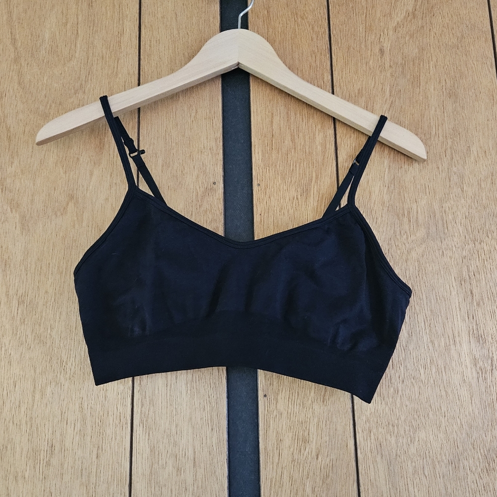 Athleta convertible bra